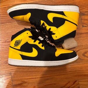 (BLACK FRIDAY SALE))Air Jordan 1 (Old Love, New Love) Men’s Size 11